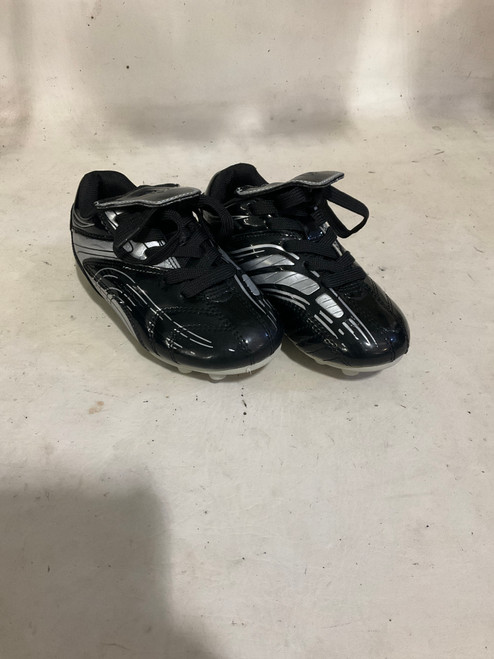 Vist Large View of Product Image Which is Used Vizari Soccer Cleats Black Youth 10.5