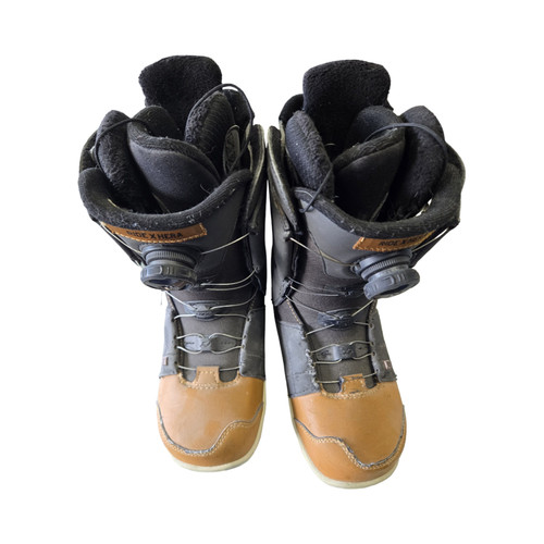 Vist Large View of Product Image Which is Used Burton PROGRESSION BOA SNOWBOARD BOOTS Boys Snowboard Boots Black Junior 05