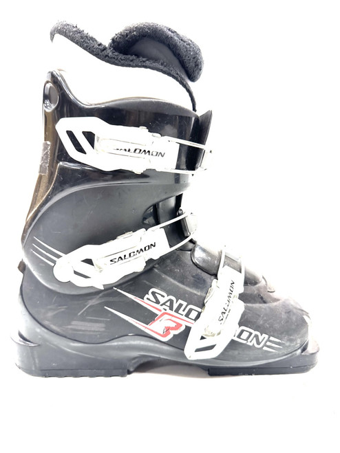 Vist Large View of Product Image Which is Used Salomon T3 Boys DH Ski Boot Black 230 MP - J05 - W06