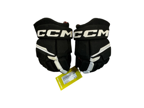 Vist Large View of Product Image Which is Used CCM NEXT Junior Gloves Black 10"