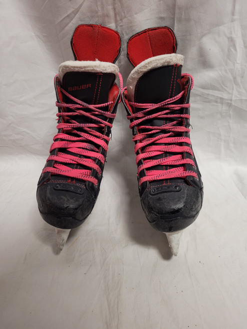 Vist Large View of Product Image Which is Used Bauer X250 Junior Hockey Skate Junior 01
