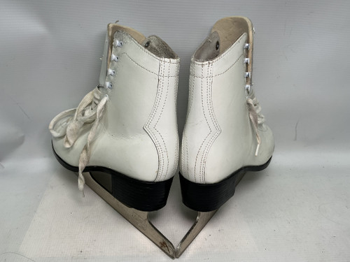 Vist Large View of Product Image Which is Used CCM FINESSE WomensFigure Skate White Senior 6