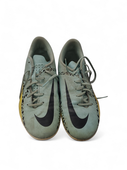 Vist Large View of Product Image Which is Used Nike Soccer Cleats Carolina Blue Junior 04.5
