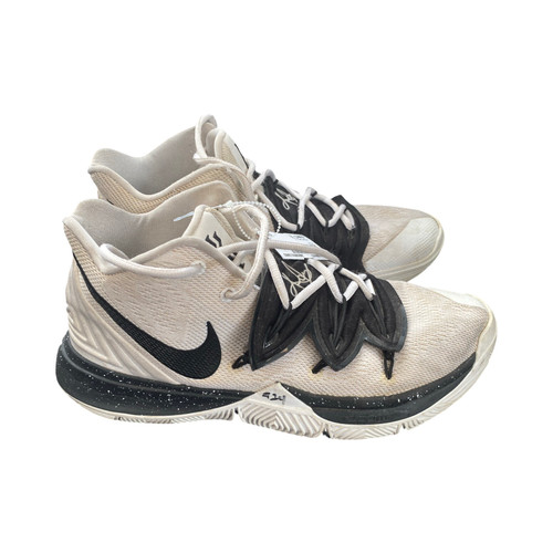 Vist Large View of Product Image Which is Used Nike Basketball Shoes M White Senior 10