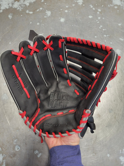 Vist Large View of Product Image Which is New EASTON BLACK MAGIC 13" LH THROWER BLACK/RED