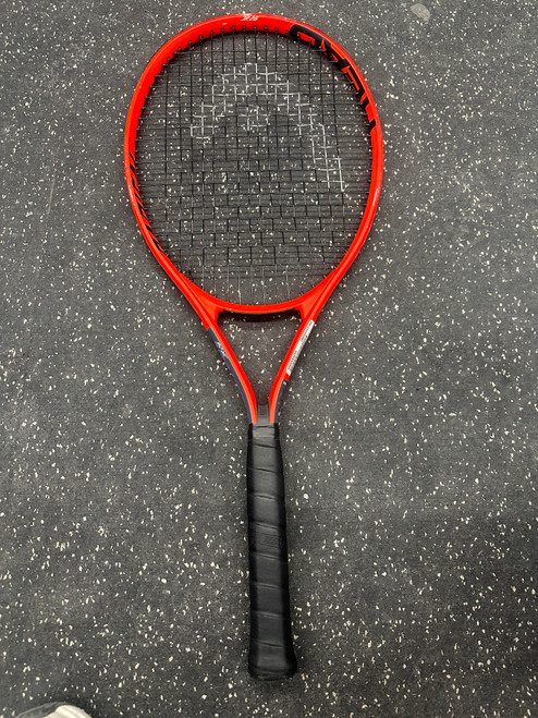 Vist Large View of Product Image Which is Used Head RADICAL JR Junior Tennis Racquet Orange 26"