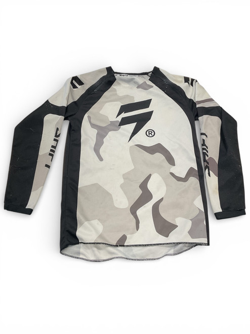 Vist Large View of Product Image Which is Used Youth Top White LG