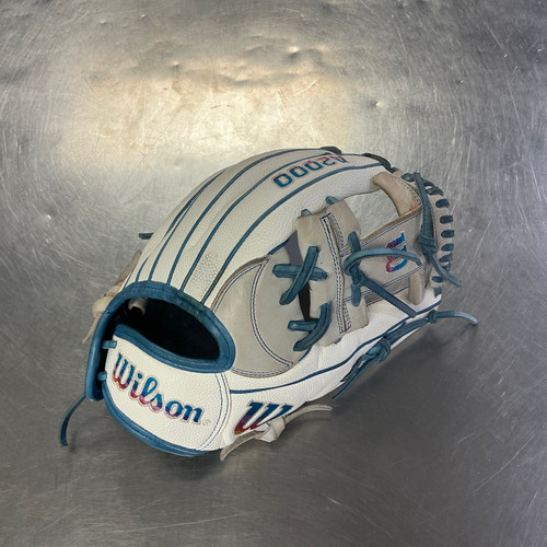 Vist Large View of Product Image Which is Used Wilson A2000H12 AUTISM BB/SB Glove RH Throw White 12"