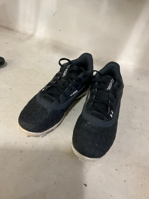 Vist Large View of Product Image Which is Used Under Armour 3 BB CLEATS BB/SB Cleats Black Junior 03