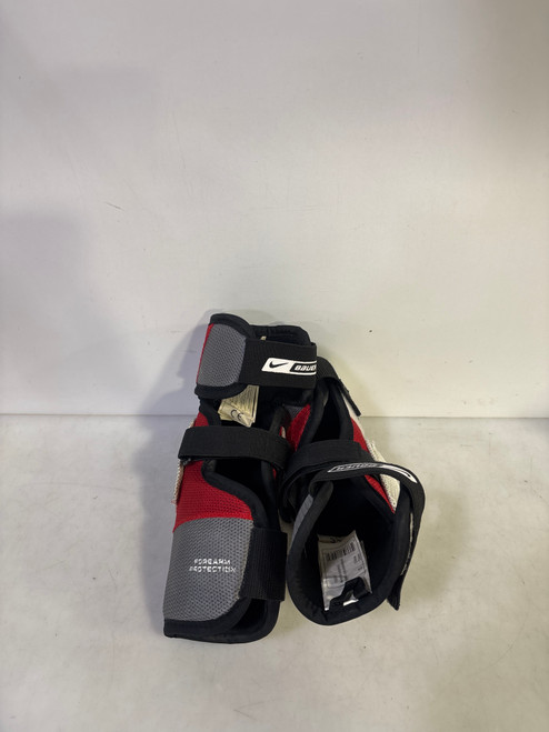 Vist Large View of Product Image Which is Used Bauer VAP XVI Senior Elbow Pads SM