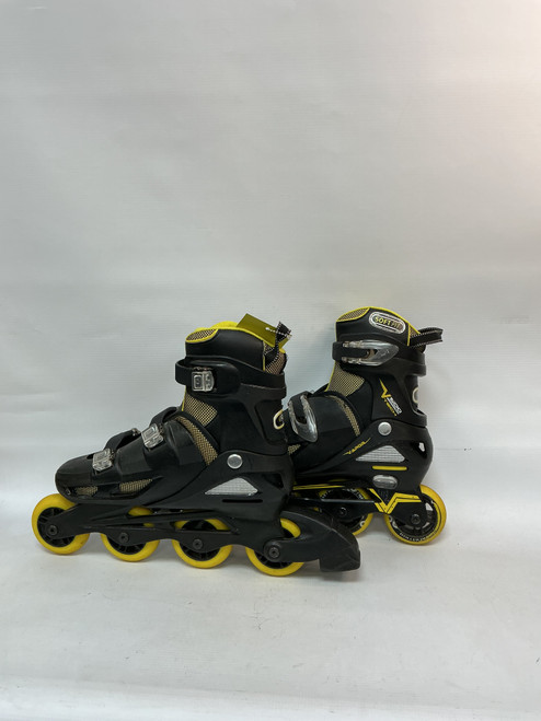 Vist Large View of Product Image Which is Used RollerDerby VAPOR 6-9 Senior Rec Fitness Skates Black Adjustable