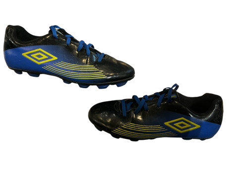 Vist Large View of Product Image Which is Used Umbro Soccer Cleats Black And Royal Blue Junior 03.5