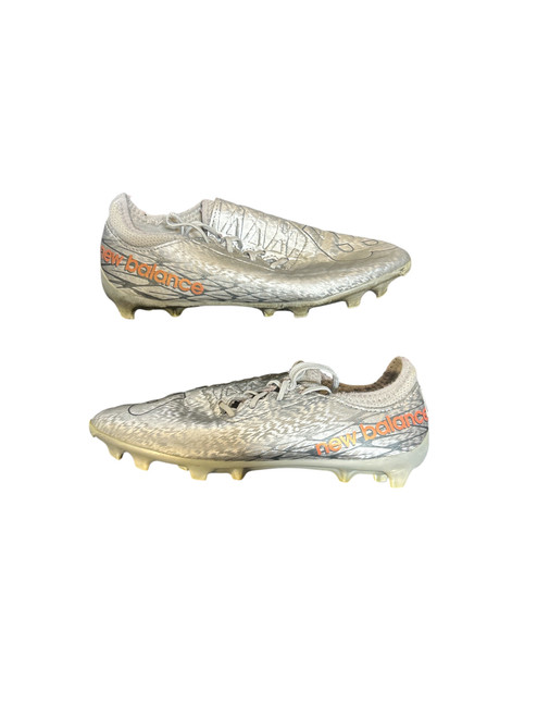 Vist Large View of Product Image Which is Used New Balance Soccer Cleats Grey Junior 04.5