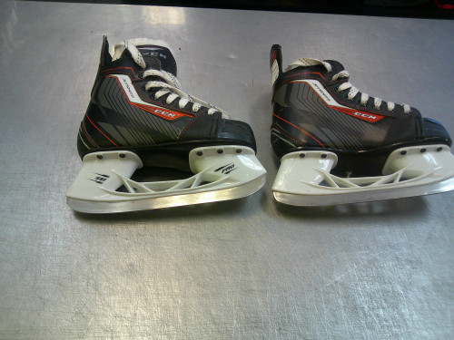 Vist Large View of Product Image Which is Used CCM 250 Youth Hockey Skate Youth 13.0