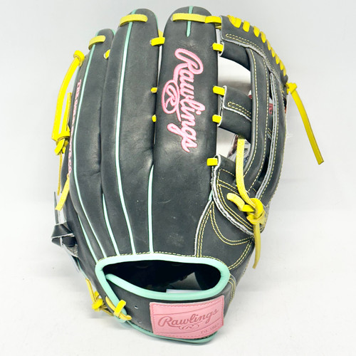 Vist Large View of Product Image Which is Used Rawlings HEART OF HIDE PROR3039-6DSY BB/SB Glove RH Throw Black 12 3/4"