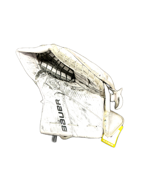 Vist Large View of Product Image Which is Used Bauer 3S Senior Goalie Catcher White