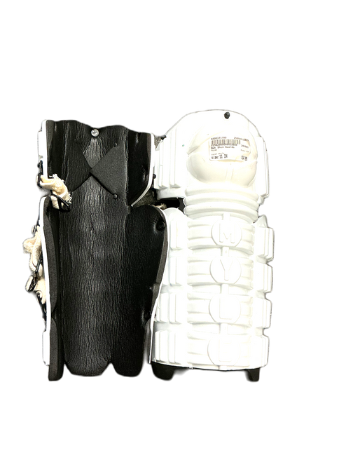 Vist Large View of Product Image Which is Used Mylec DEK Junior Shin Guards White 11"
