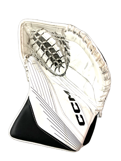 Vist Large View of Product Image Which is Used CCM EFLEX 6.9 Senior Goalie Catcher White