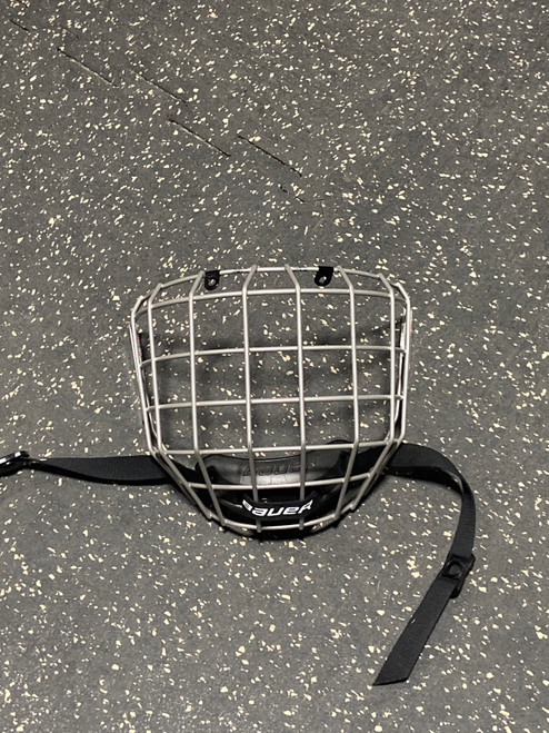 Vist Large View of Product Image Which is Used Bauer Hockey Wire Mask Grey MD