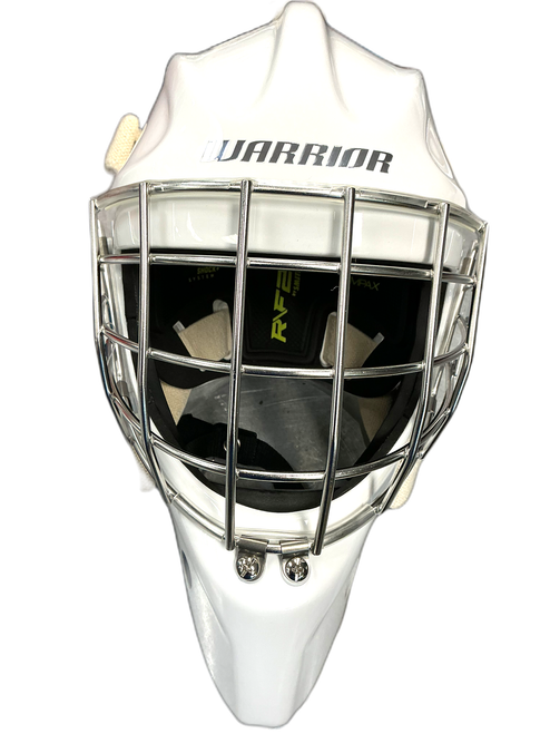 Vist Large View of Product Image Which is New Ritual F2 E+ Goalie Mask