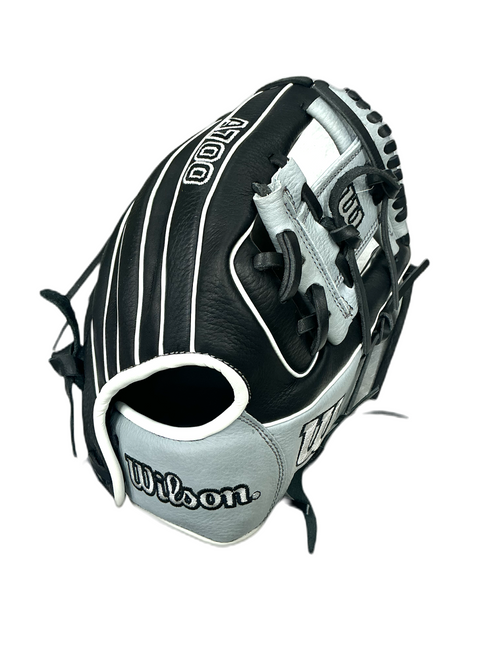 Vist Large View of Product Image Which is New A700 11.5in Glove