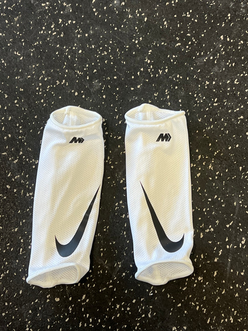 Vist Large View of Product Image Which is Used Nike SHINGUARD SLEEVE Soccer Socks White SM