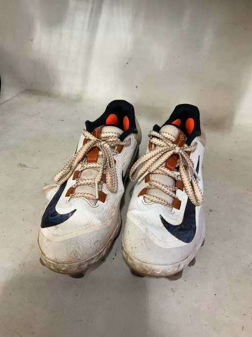 Vist Large View of Product Image Which is Used Nike REACT 9 BB/SB Cleats White Senior 9