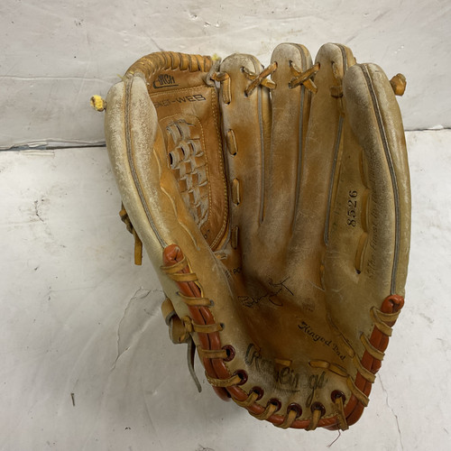 Vist Large View of Product Image Which is Used Rawlings Robin Yount 8526 Baseball Glove RH Throw Tan 12"