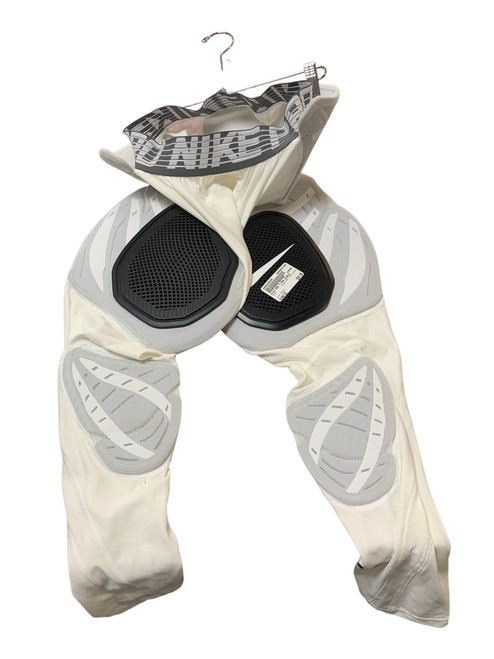 Vist Large View of Product Image Which is Used Nike PRO 7 PAD GIRDLE FB Girdles White LG