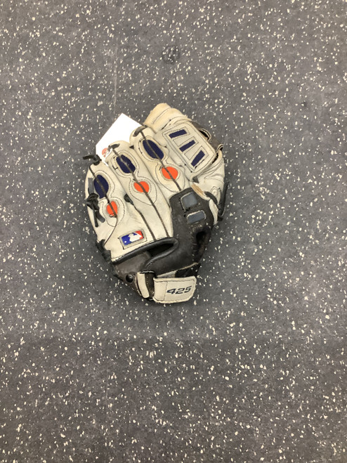 Vist Large View of Product Image Which is Used Wilson AO425EX95 BB/SB Glove RH Throw Grey 9 1/2"