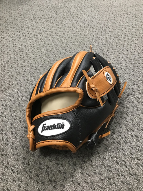 Vist Large View of Product Image Which is Used Franklin RTP BB/SB Glove LH Throw Black 9 1/2"