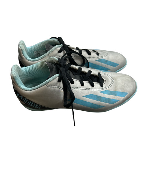 Vist Large View of Product Image Which is Used Adidas Soccer Indoor Shoes 4