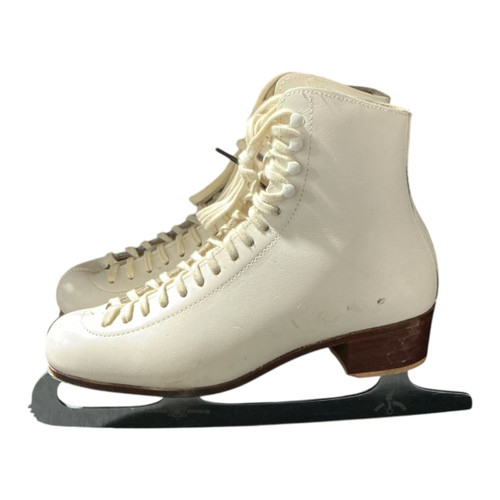 Vist Large View of Product Image Which is Used Riedell FIGURE SKATE WomensFigure Skate White Senior 7