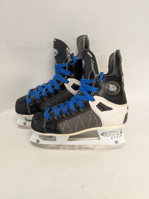 Vist Large View of Product Image Which is Used CCM 750 TACKS Junior Hockey Skate Junior 03