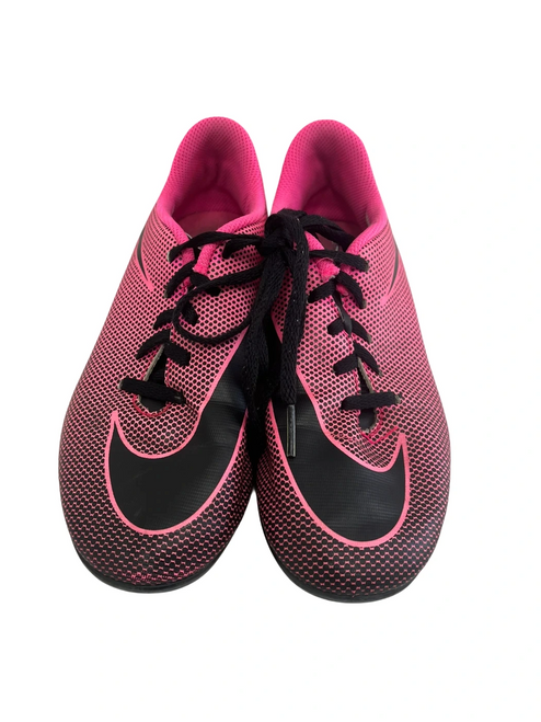Vist Large View of Product Image Which is Used Nike Bravata Jr 4.5 Pink Soccer Cleats