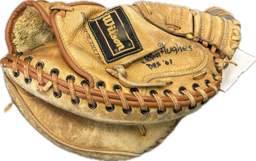 Vist Large View of Product Image Which is Used Wilson A2514 BB/SB Catchers RH Throw Tan 33"
