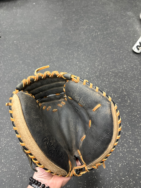 Vist Large View of Product Image Which is Used Rawlings RENEGADE BB/SB Catchers RH Throw Black 31 1/2"