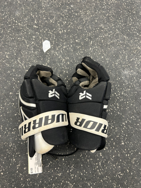 Vist Large View of Product Image Which is Used Warrior RABIL NEXT Lacrosse Gloves Junior Black 10"