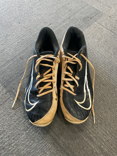 Vist Large View of Product Image Which is Used Nike VAPOR BB/SB Cleats Black And White Senior 7.5