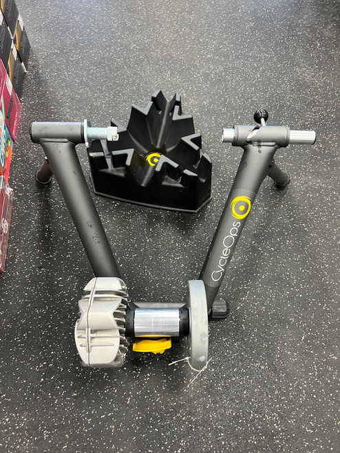 Vist Large View of Product Image Which is Used Cycleops FLUID TRAINER Bike Accessory