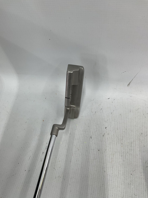 Vist Large View of Product Image Which is Used Odyssey WHITE ICE Mens Putter RH