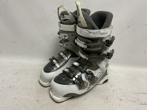 Vist Large View of Product Image Which is Used Atomic B50 Womens DH Ski Boot White 250 MP - M07 - W08