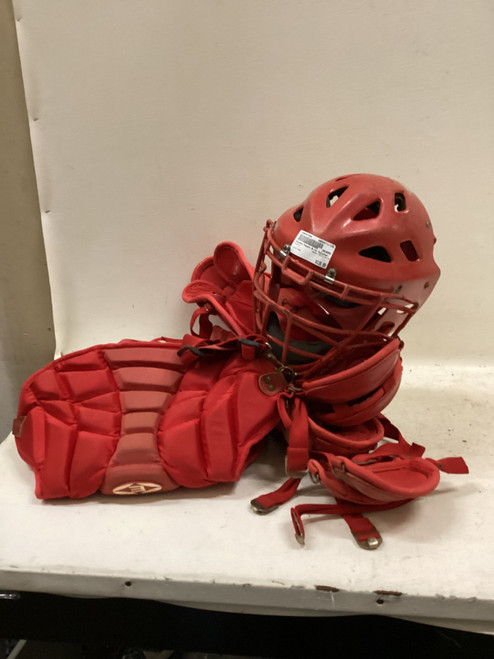 Vist Large View of Product Image Which is Used Easton YOUTH 9-12 Catchers Equipment Other Red
