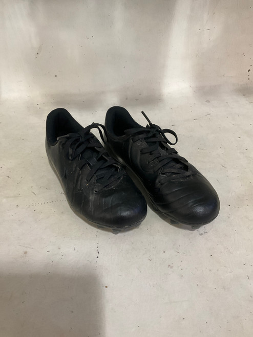 Vist Large View of Product Image Which is Used Nike Soccer Cleats Black Junior 02.5