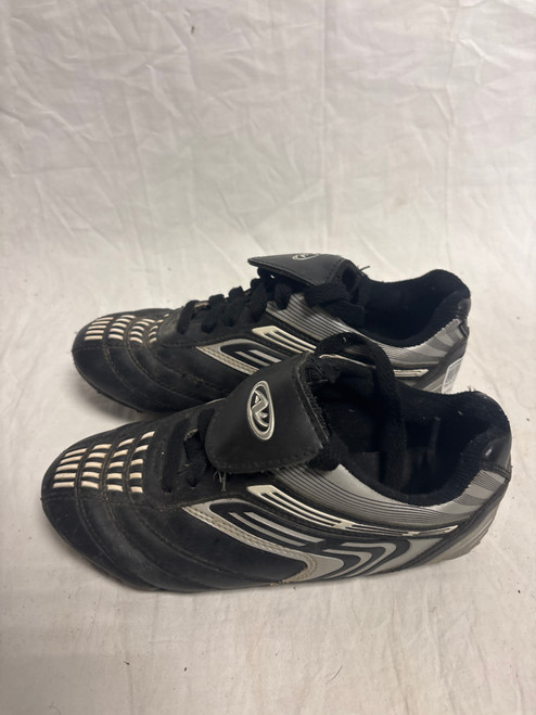 Vist Large View of Product Image Which is Used Soccer Cleats Black Junior 02