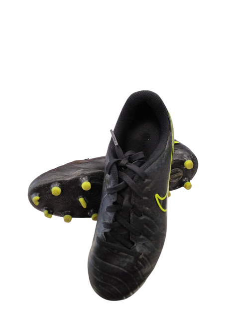 Vist Large View of Product Image Which is Used Nike Soccer Cleats Black Junior 03