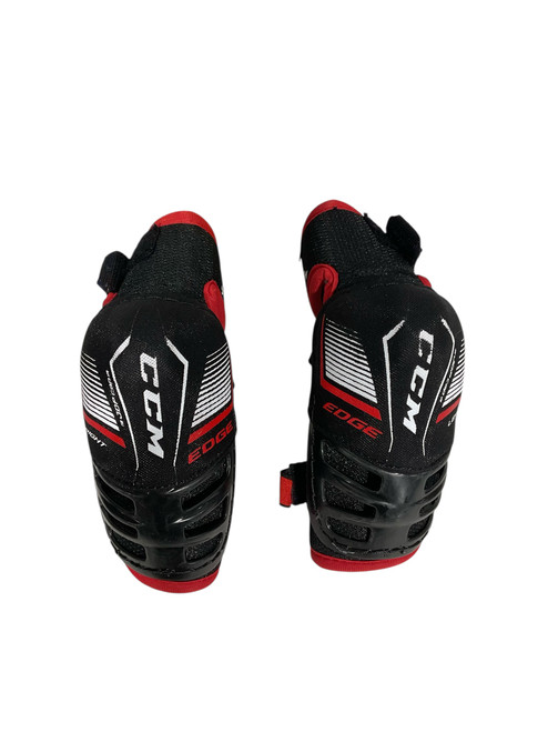 Vist Large View of Product Image Which is Used CCM JETSPEED EDGE Junior Elbow Pads MD