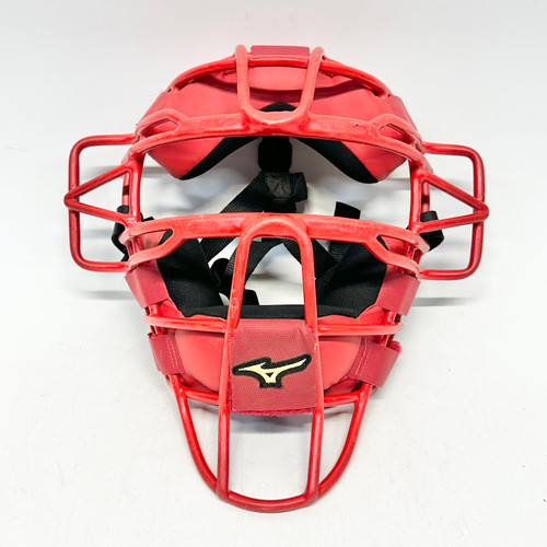 Vist Large View of Product Image Which is Used Mizuno Umpire Mask Red