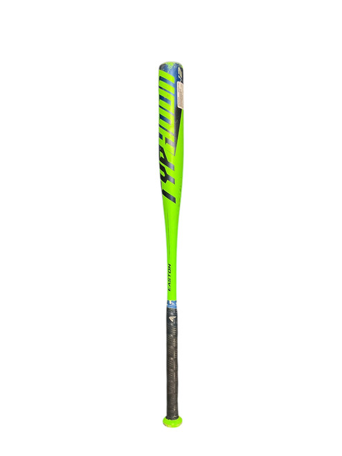 Vist Large View of Product Image Which is Used Easton TYPHOON BB/SB USA 2 1/4 Bat 31"