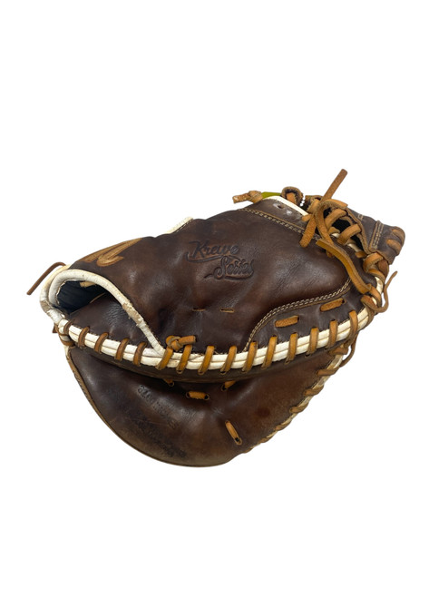 Vist Large View of Product Image Which is Used Marucci KREWE SERIES BB/SB Catchers RH Throw Brown 32"